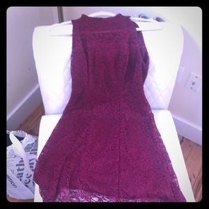 High neck Taylor lace dress